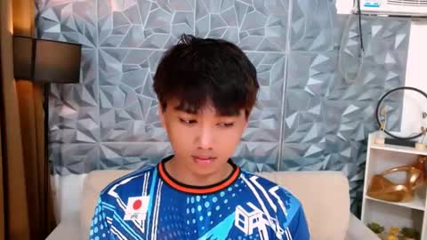 Snapshot of mister_officer chatting on March 11, 5:16 am SAINT SACHI will make your day online show from March 11, 5:16 am