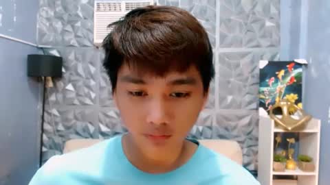 Snapshot of mister_officer chatting on November 6, 4:13 am SAINT SACHI will make your day online show from November 6, 4:13 am