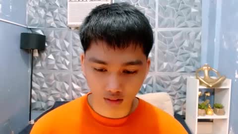 Snapshot of mister_officer chatting on November 7, 11:49 pm SAINT SACHI will make your day online show from November 7, 11:49 pm