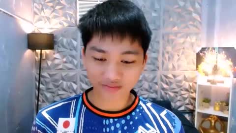 Snapshot of mister_officer chatting on November 27, 1:46 pm SAINT SACHI will make your day online show from November 27, 1:46 pm