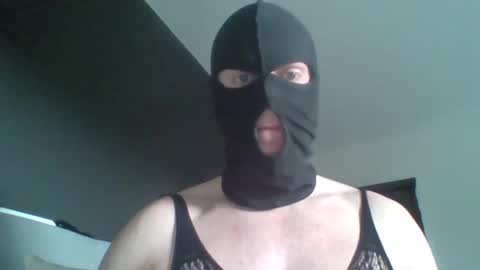 Snapshot of mister_tommm80 chatting on February 17, 2:24 pm mister_tommm80 online show from February 17, 2:24 pm