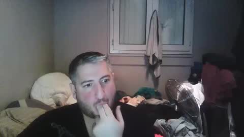 Snapshot of misterbelled chatting on October 19, 3:12 pm misterbelled online show from October 19, 3:12 pm