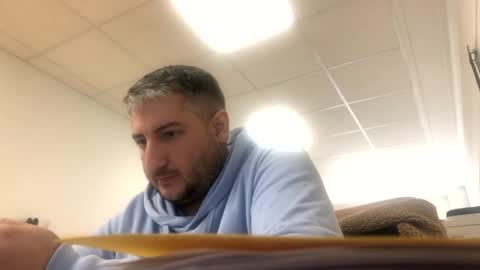 Snapshot of misterbelled chatting on October 20, 12:05 pm misterbelled online show from October 20, 12:05 pm