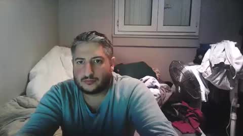 Snapshot of misterbelled chatting on October 29, 5:14 pm misterbelled online show from October 29, 5:14 pm