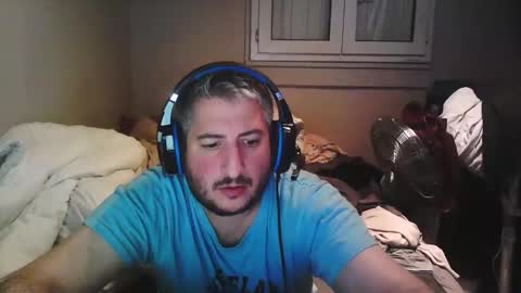 Snapshot of misterbelled chatting on October 31, 8:54 pm misterbelled online show from October 31, 8:54 pm