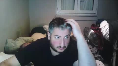 Snapshot of misterbelled chatting on November 2, 5:32 am misterbelled online show from November 2, 5:32 am