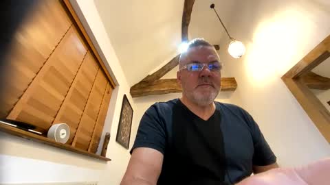 Misterblivs online show from December 28, 7:44 am