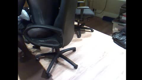 misterbobbyxx online show from February 18, 11:44 pm