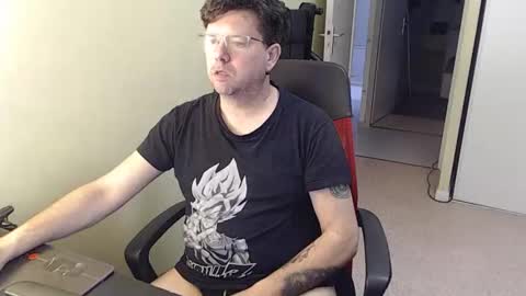 Snapshot of mistercoeur1 chatting on February 14, 9:28 am mistercoeur online show from February 14, 9:28 am