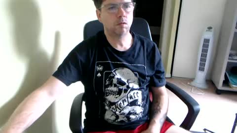 Snapshot of mistercoeur1 chatting on June 20, 7:44 am mistercoeur online show from June 20, 7:44 am