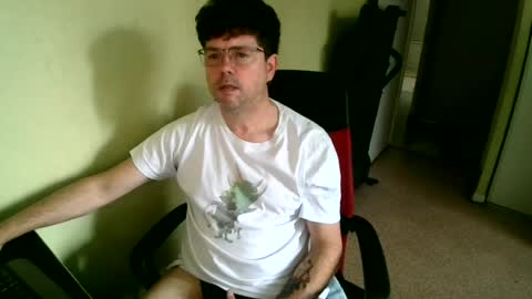 Snapshot of mistercoeur1 chatting on June 27, 7:35 am mistercoeur online show from June 27, 7:35 am