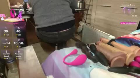 misteryman1956 online show from December 1, 6:40 am