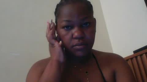 Snapshot of misticmoment chatting on June 15, 6:15 am misticmoment online show from June 15, 6:15 am