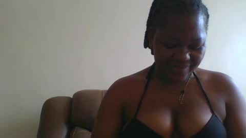 Snapshot of misticmoment chatting on July 6, 8:22 am misticmoment online show from July 6, 8:22 am