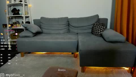 Hi everyone Im Tina online show from October 11, 6:06 pm