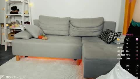 Hi everyone Im Tina online show from October 14, 4:41 pm