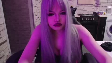 mistr_daria_femdom online show from July 3, 4:19 am