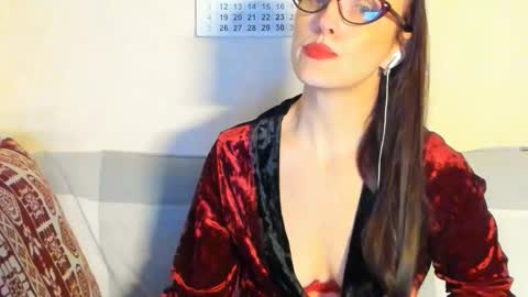 Snapshot of mistress_ass chatting on January 18, 8:34 pm Victoria Eden online show from January 18, 8:34 pm