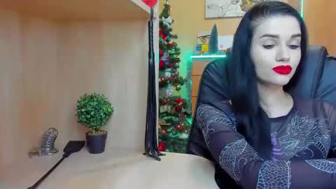 Mistress Kristi online show from December 10, 7:43 pm