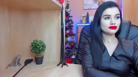 Mistress Kristi online show from December 27, 8:50 pm
