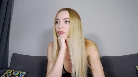 Milana online show from October 10, 10:25 am