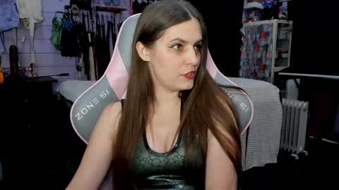 Dirty Priest and Ivi online show from March 6, 10:58 pm