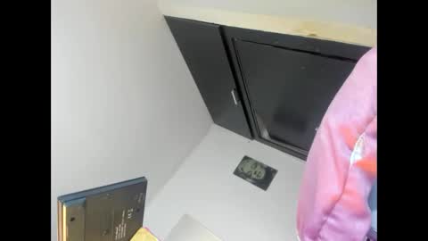 NAHOMY  online show from April 1, 7:33 pm