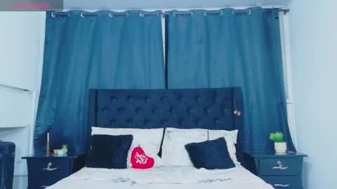 mistresskattia online show from March 22, 1:09 am