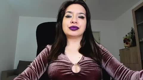 YourGoddessM online show from June 4, 10:54 am