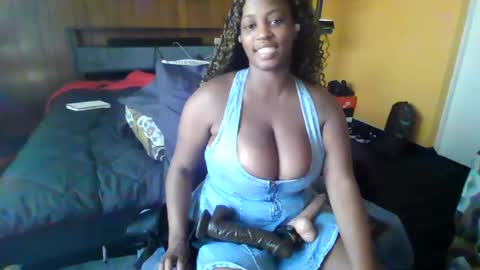 mistressmochareign online show from July 12, 4:09 pm