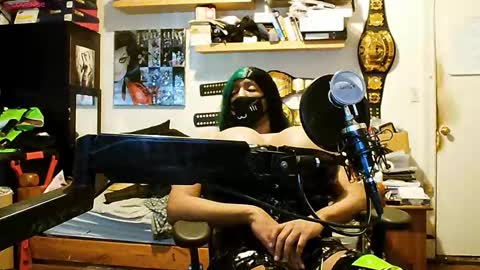 Snapshot of mistressnattie chatting on March 26, 8:20 am Natasha Shepard online show from March 26, 8:20 am