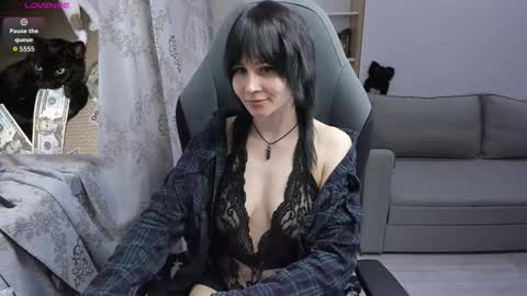 misty_dark online show from March 26, 11:49 am