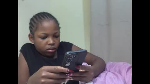 Snapshot of misty_shee chatting on January 18, 6:39 am misty_shee online show from January 18, 6:39 am