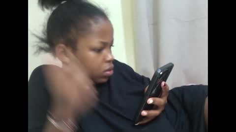 Snapshot of misty_shee chatting on February 3, 5:27 am misty_shee online show from February 3, 5:27 am