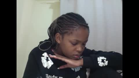 Snapshot of misty_shee chatting on February 23, 10:23 am misty_shee online show from February 23, 10:23 am