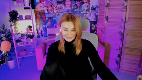 MistyBarnes NONUDE MODEL online show from December 9, 12:19 pm