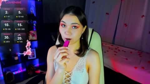 mistylovia online show from March 1, 9:33 am