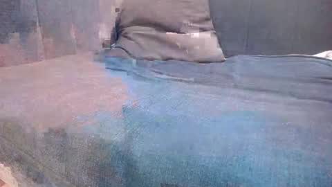 Misumiko96 online show from April 6, 7:31 am