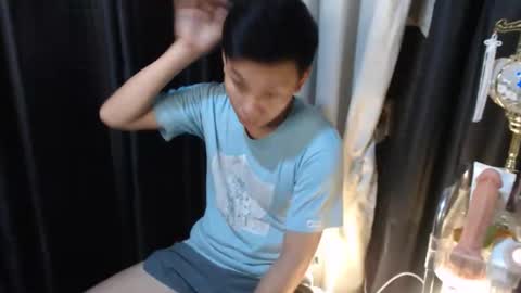 Snapshot of mitsubishixxx chatting on November 13, 12:53 am Nardz online show from November 13, 12:53 am