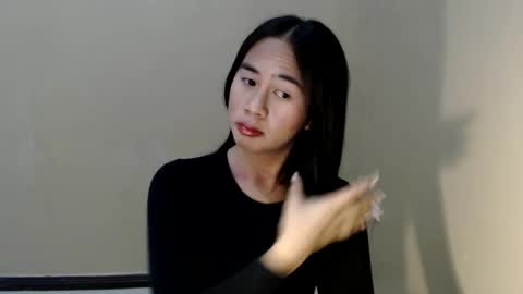 Mitsu online show from December 3, 8:50 pm