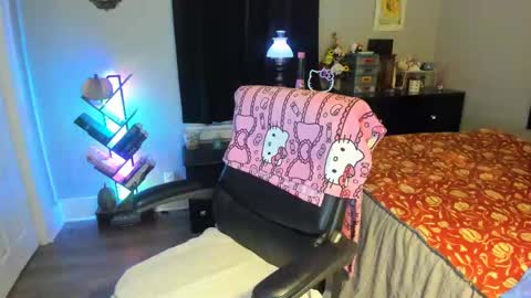 mixedbaedd online show from November 5, 6:46 am