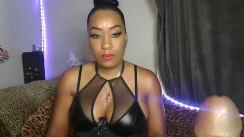 Precious online show from October 23, 6:39 pm