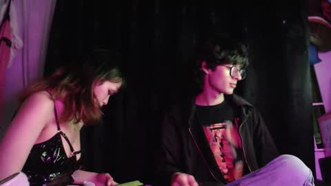 Naomi and Nekorii online show from March 1, 12:01 am