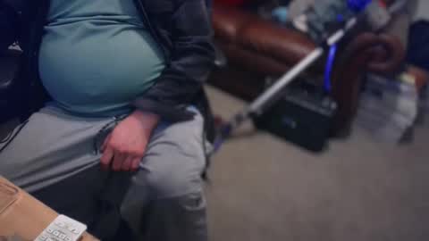 J online show from January 6, 11:25 am