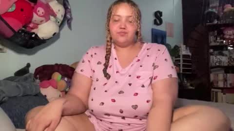 mixxedgoodness222 online show from January 9, 3:31 am