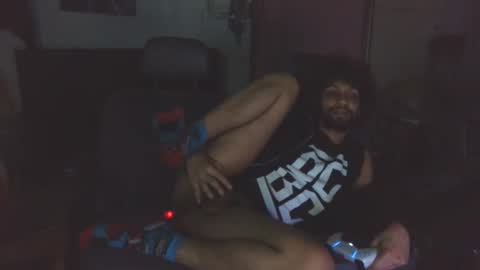 Snapshot of mixxychocolate chatting on February 22, 7:51 am Deanthony online show from February 22, 7:51 am