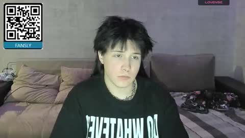 Snapshot of miya_meow_miku chatting on November 20, 9:14 pm MeowMiku online show from November 20, 9:14 pm