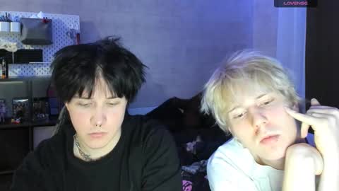 Snapshot of miya_meow_miku chatting on November 29, 4:43 pm MeowMiku online show from November 29, 4:43 pm