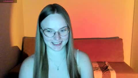 Snapshot of miya_mimi chatting on October 9, 7:12 pm Miya online show from October 9, 7:12 pm