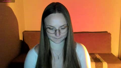 Snapshot of miya_mimi chatting on October 22, 3:56 pm Miya online show from October 22, 3:56 pm